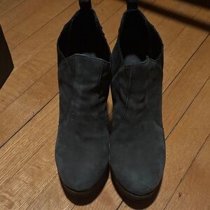Joe's Jeans Charcoal Ankle Dark Grey/Black Suede 44” wedge Booties Sz 6.5 used